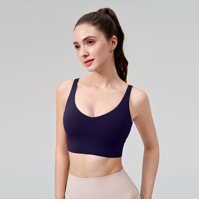 La nueva ropa interior deportiva a prueba de golpes transfronteriza para mujeres se reúne profundamente V fitness hermosa espalda desnuda con almohadilla para el pecho sujetador de yoga sin costuras