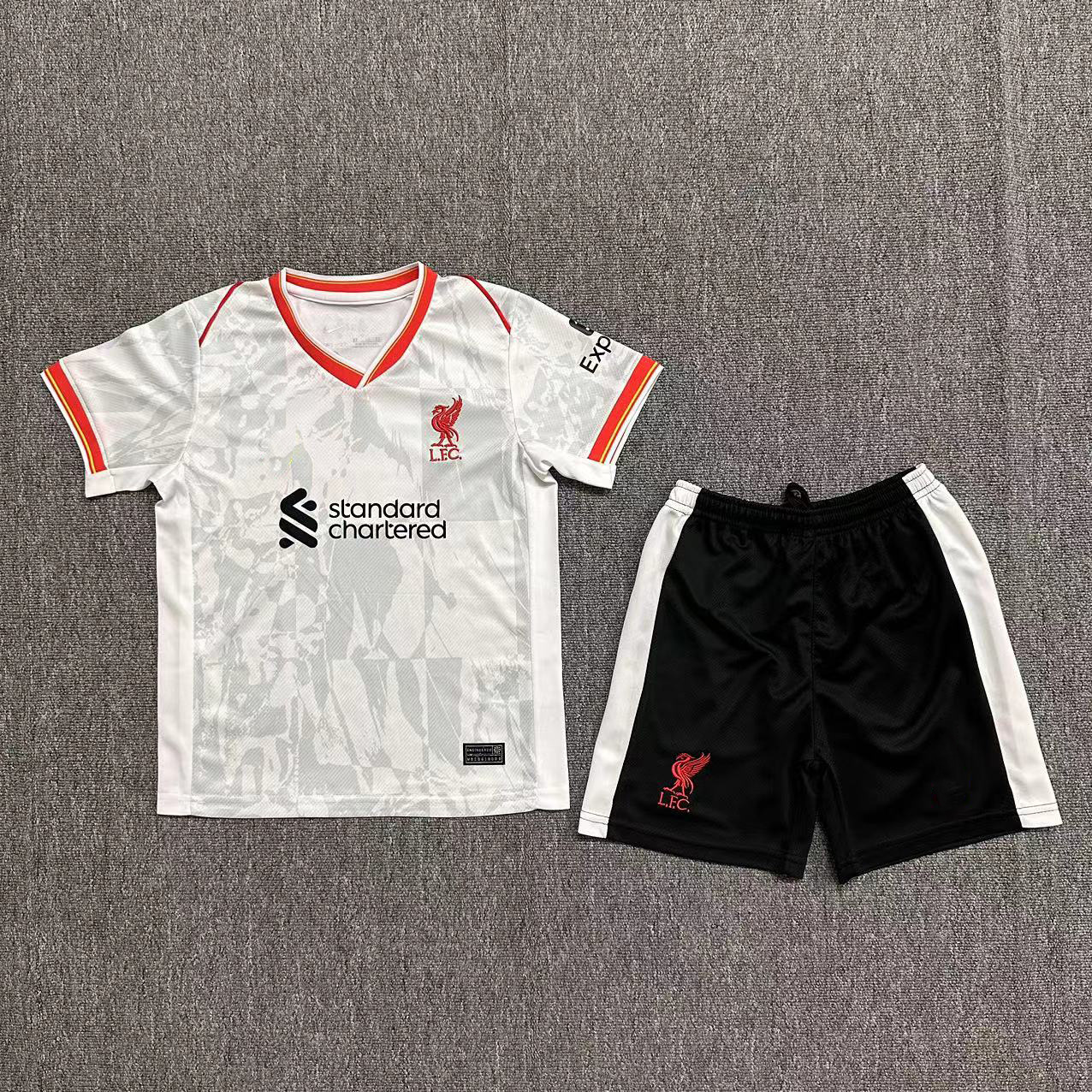 24-25 리버풀 두 번째 게스트