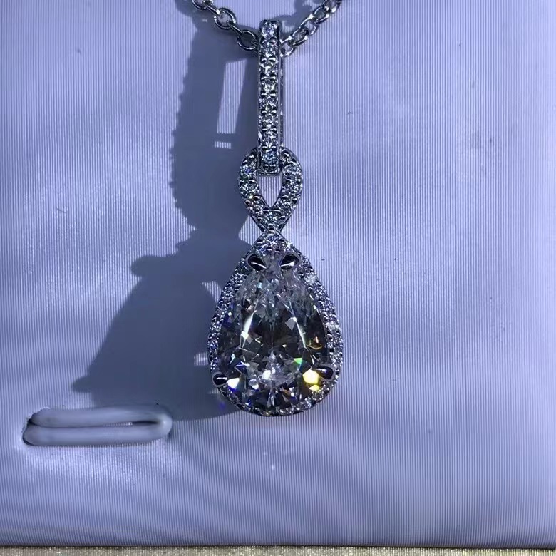 Plata esterlina galvanizada con cinco capas de platino de alto carbono, diamantes de 3 quilates de importación, collar de piedras preciosas de grado D 3EX.