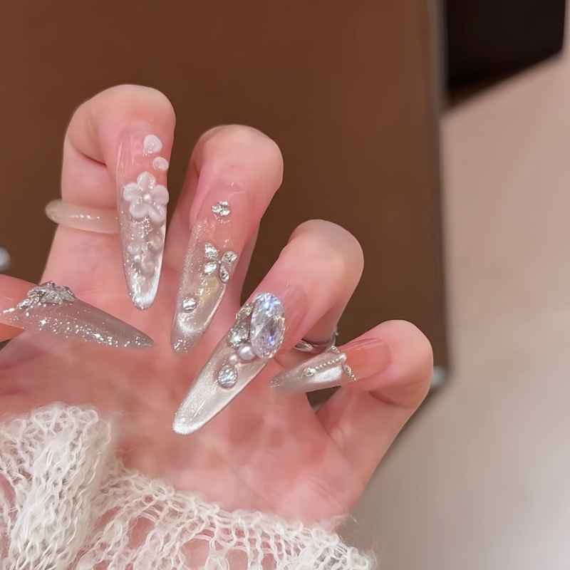 Purely Handmade Wearable Nails with a Light Luxury Design, Long Style, High-End, White-Enhancing Zircon, Cat's Eye Carving, Pure Handmade Nail Patches