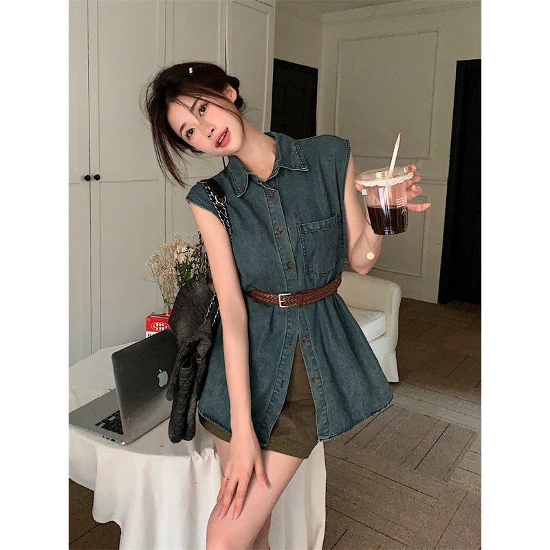 Hong Kong Style Retro Polo Collar Sleeveless Denim Shirt for Women, Summer Design, Loose Fit, Slimming, Niche Shirt Top Hong Kong Style Retro Polo Collar Sleeveless Denim Shirt for Women, Summer Design, Loose Fit, Slimming, Niche Shirt Top