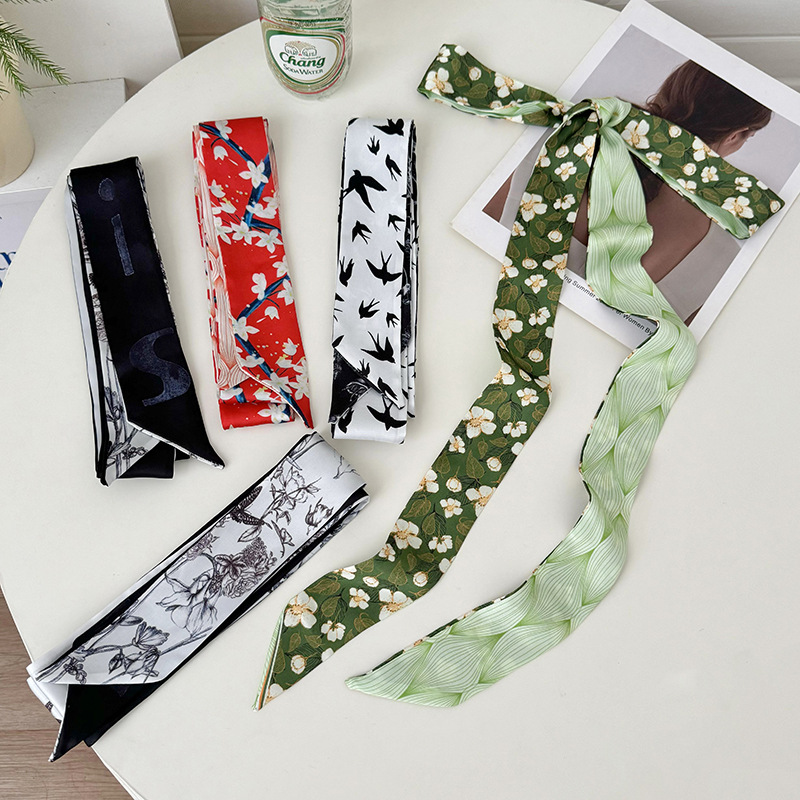 Pequeña bufandas de seda para mujeres 2025 nueva moda francesa temperamento correa de cabello coreana decoración universal bufandas correa de cintura