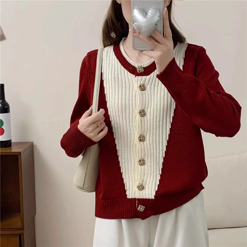 Европейские товары 2024 весной новый маленький ароматный ветер, вязаный свитер с круглым вырезом кардиган для женщин короткий иностранный свитер куртка