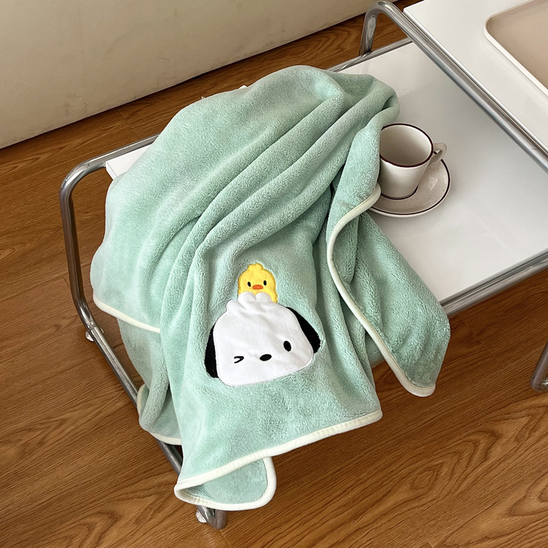 Mint Green Parchal Coral Fleece Bath Towel High Color Value Adult Women's Home Daily Wearing Soft Bath Towel Mint Green Parchal Coral Fleece Bath Towel High Color Value Adult Women's Home Daily Wearing Soft Bath Towel