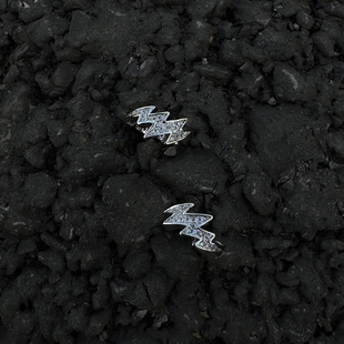 �羳�W�T��荟o�������Ƕ����A�r�Ђ��Ժ��s�����OӋ�ж��A��Ů