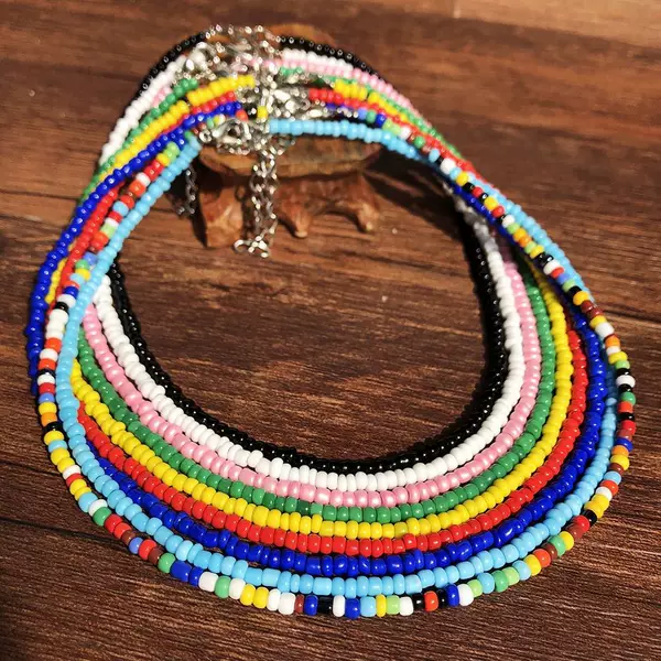 Cross-border Supply Casual Short Clavicle Chain Girls ins Sweet Personality Color Rice Beads Handmade Beaded Necklace for Women