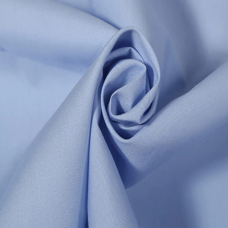 Fabricante de suministro transpirable tejido plano 100% algodón orgánico tela de camisa de hombre