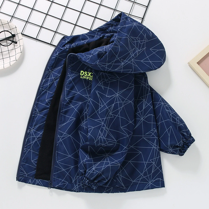 Весенние и осенние топы для мальчиков. Новинка 2025 года. Детские бархатные осенне-зимние утепленные топы. Топы среднего и большого размера. Детские ветровки.