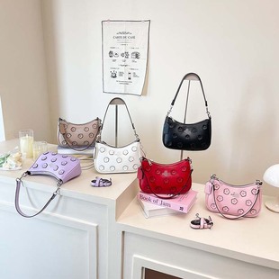 �羳����μ������r�и��ֵҸ�°��|�к��s�ٴ��Ů�������