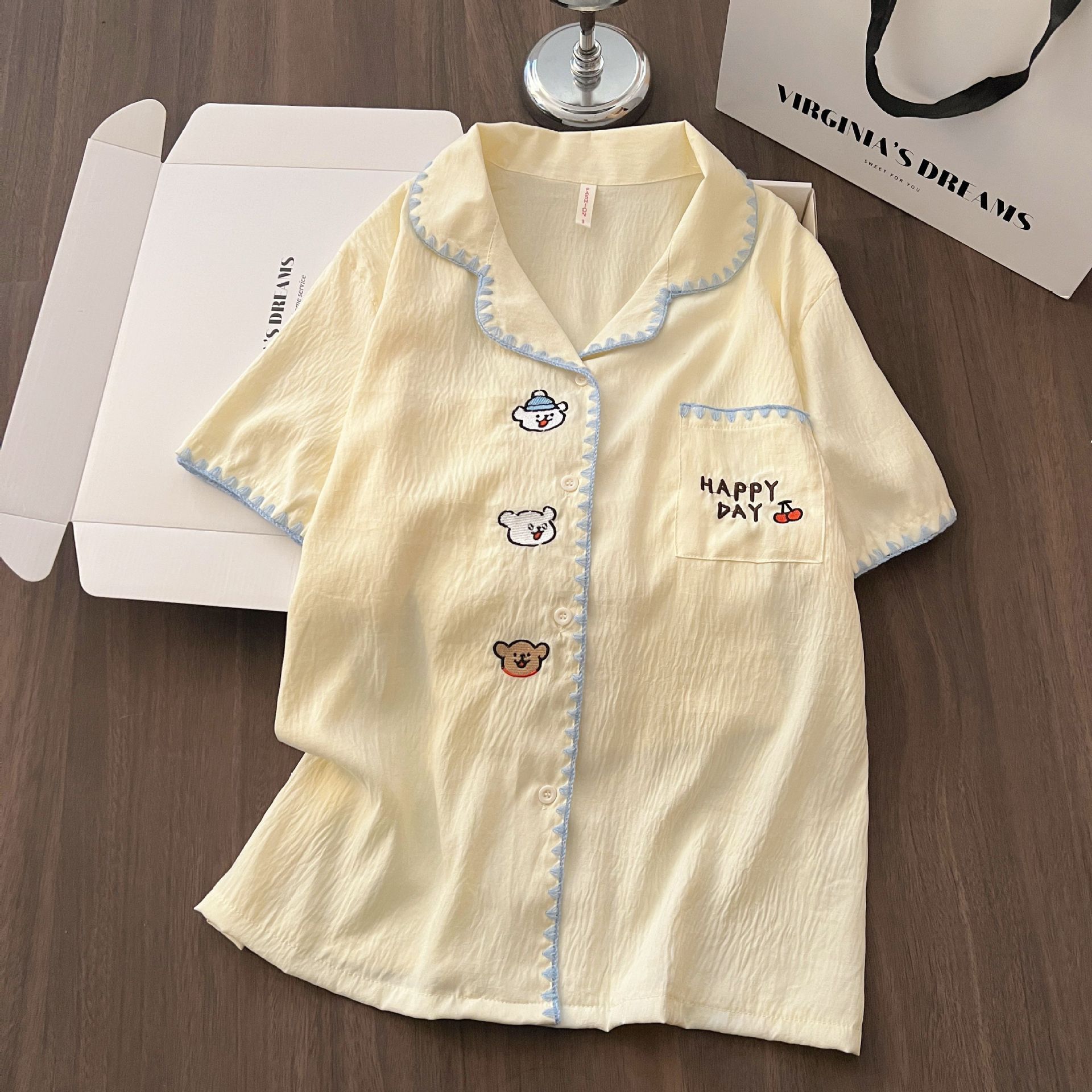 Al por mayor transfronterizo nueva nube de algodón crescente perro manga corta pantalones cortos pijama conjunto de mujeres de verano dulce cardigan ropa para el hogar
