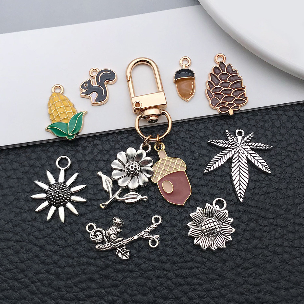 跨境感恩节南瓜枫叶松鼠玉米松果饰品配件钥匙扣耳环项链diy吊坠详情8