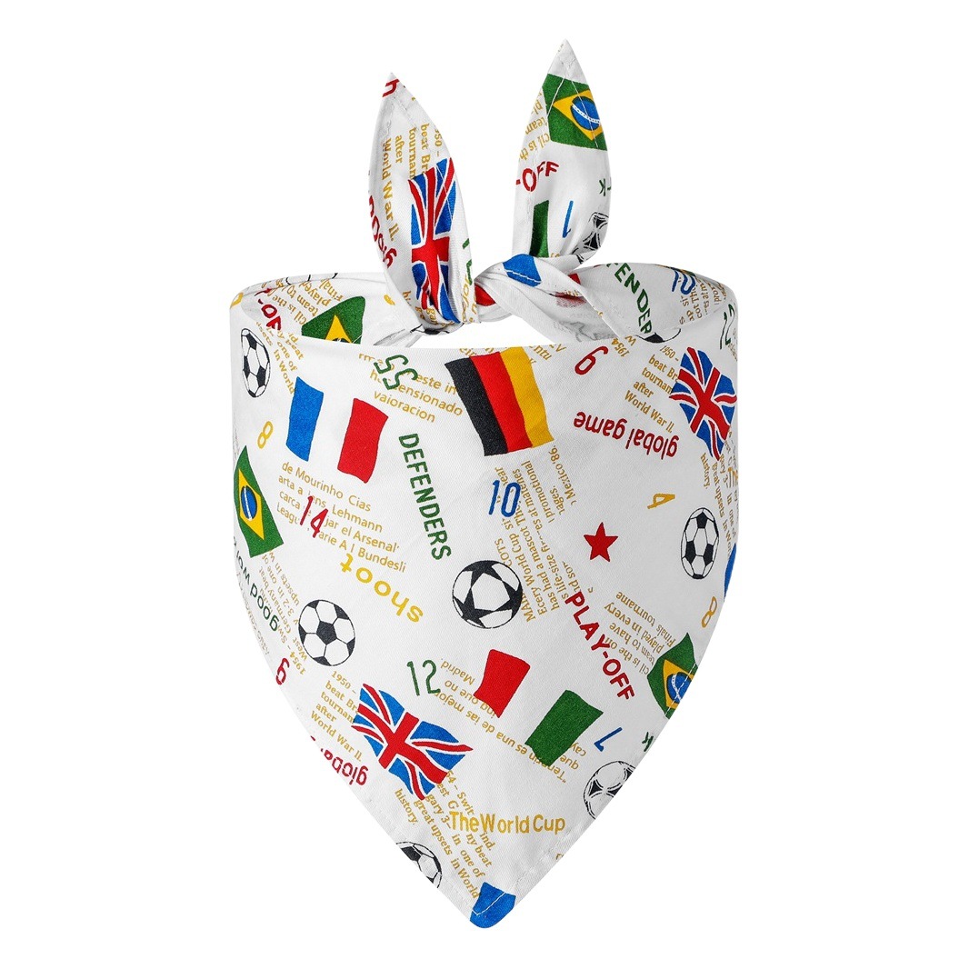 Fabricantes en stock transfronteriza nueva toalla para mascotas algodón seta fútbol patrón perro saliva toalla mascota bufanda