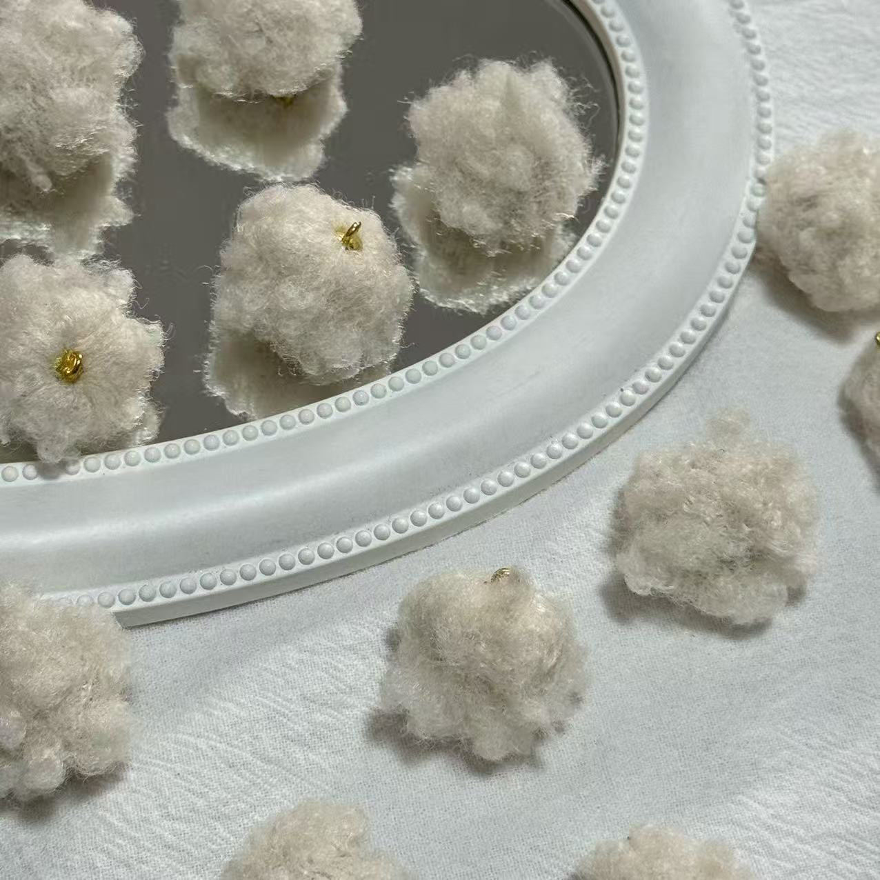 仿羊羔毛吊孔小球球手机链包包靴子装饰配件厂家直销批发