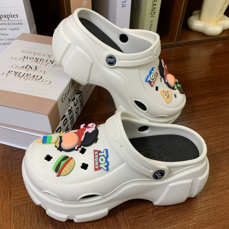 Crayon Shinchan Shoes Fashion Wilky Shoot Чувство дерьма Носить толстую подошвину, удобную половину тапочек женщины на пляже