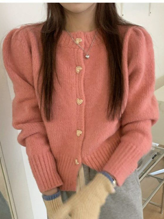 小香风毛衣女外套秋冬2025新款宽松短款泡泡袖爱心扣针织开衫上衣|undefined