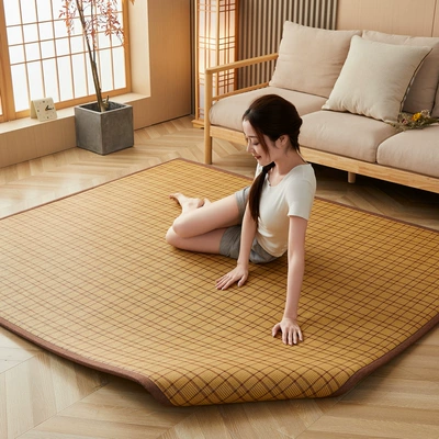 Avtomobil döşəmə paspasları: Crawling Pad