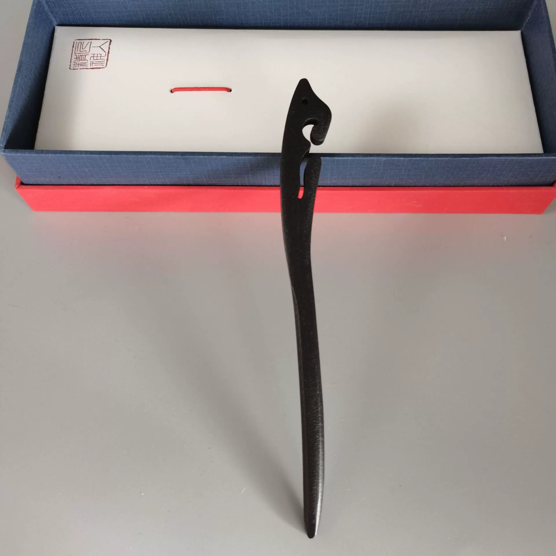 Chinese-style Hairpin, Ebony Sandalwood, 20 cm, Modern Elegant Floral Design