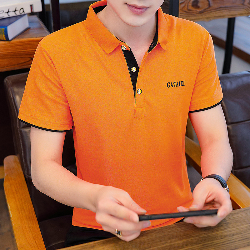 Camiseta de manga corta de los nuevos hombres del verano camiseta de color sólido Camiseta estilo coreano solapa media manga de algodón camiseta de polo delgada