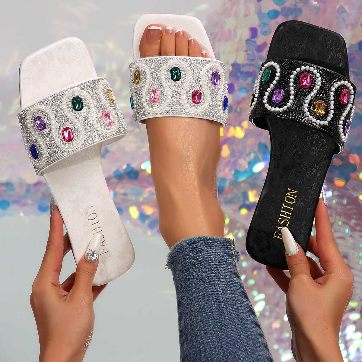 Sandals for leisure