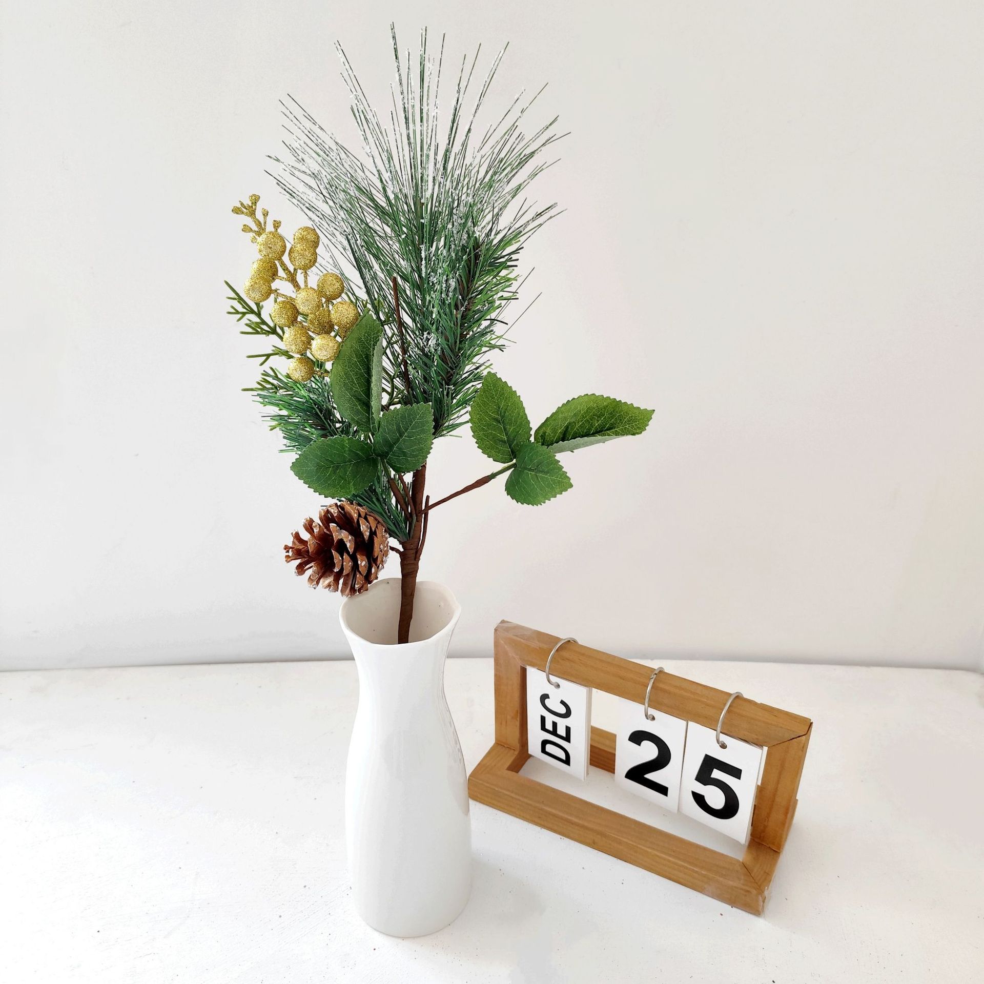 Simulación de ramas de pino decoración de navidad árbol de navidad accesorios hechos a mano decoración para el hogar accesorios de plantación ecológica transfronteriza