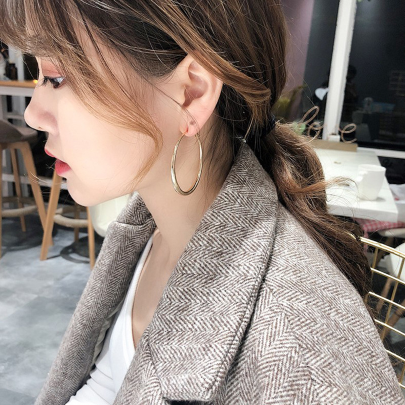 12g Weight Artificial Gemstones Inlay Material Fashion Spiral Circle Earrings