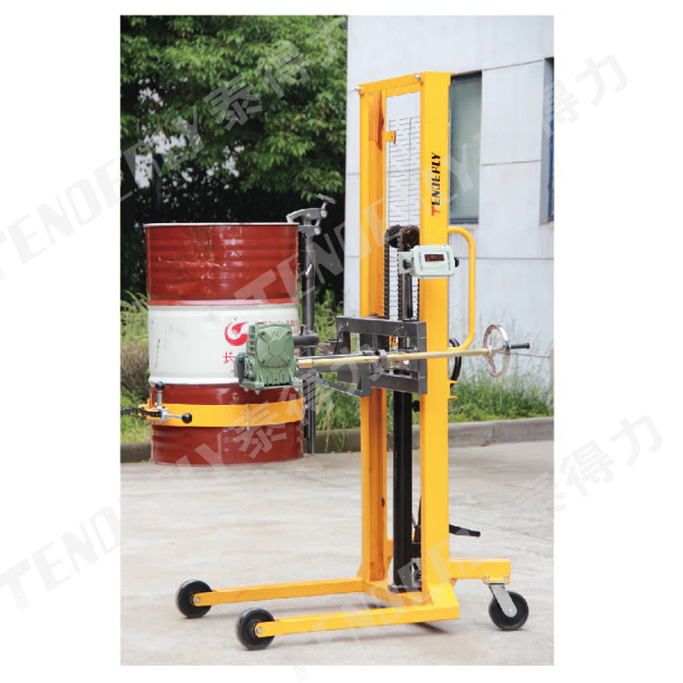 DAW40N称重型多功能油桶车