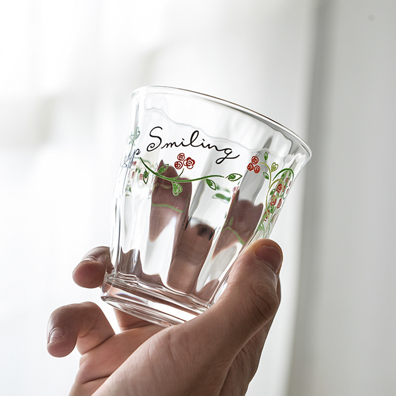 Taza de jugo de importación japonesa hermosa taza de vidrio moderna simple casera pequeña taza de agua fresca