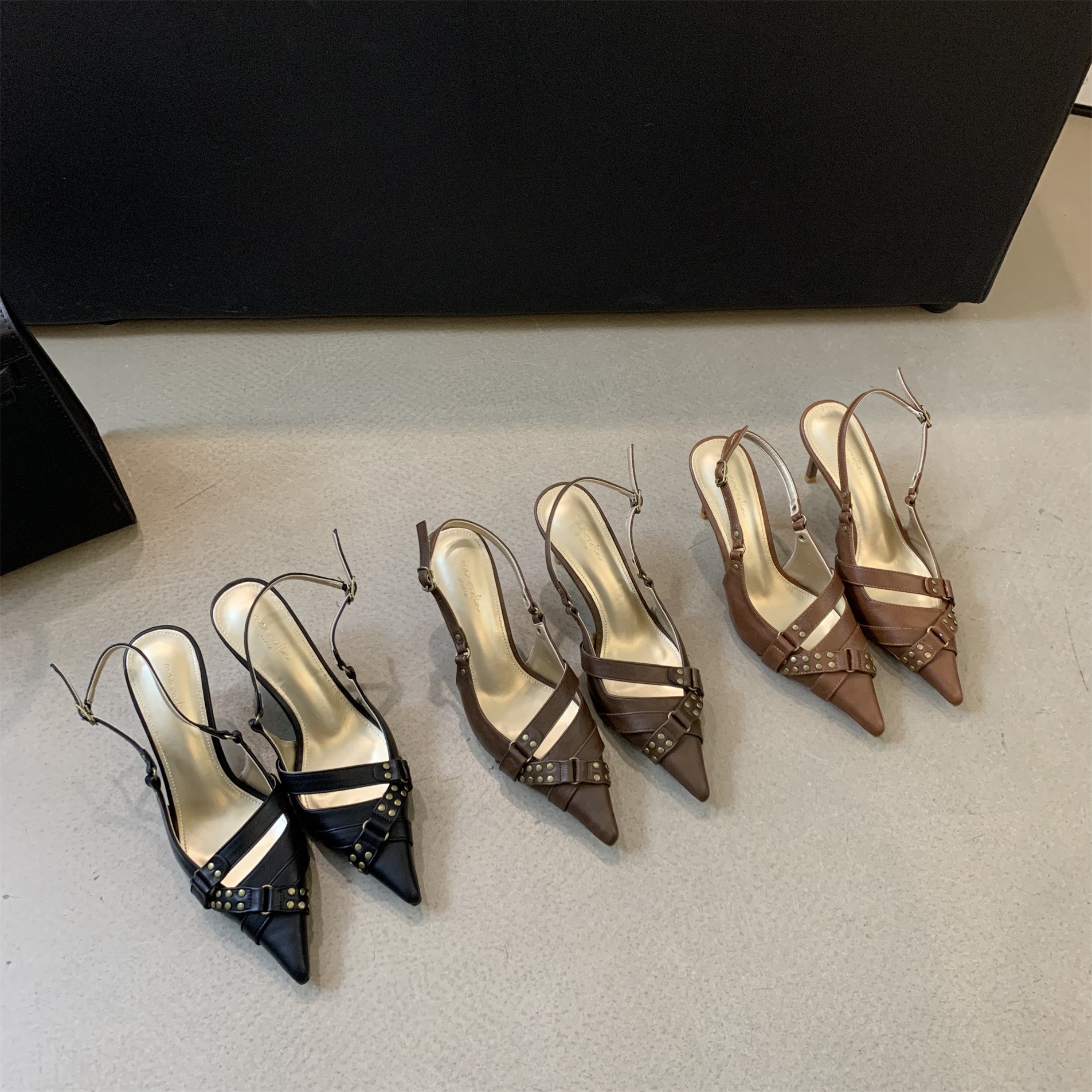 French black high heels, temperament women's shoes, niche shallow mouth pointed toe shoes 2024 summer rivet buckle sandals_voghion.com