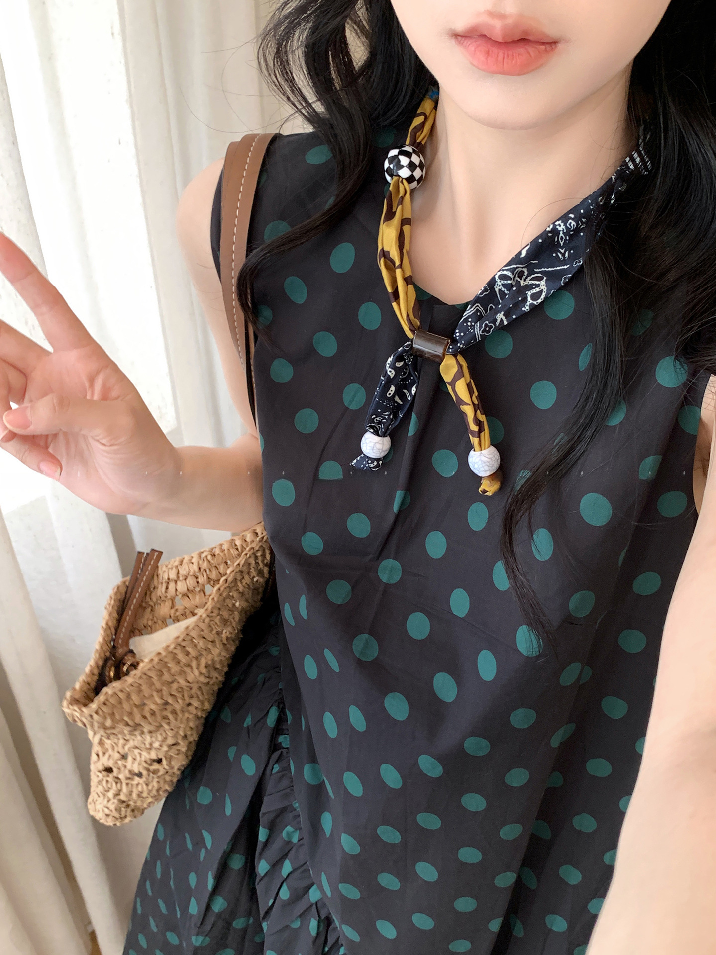 布艺印花亚克力木珠爱心吊坠项链民族风锁骨链个性小众设计感项饰详情6