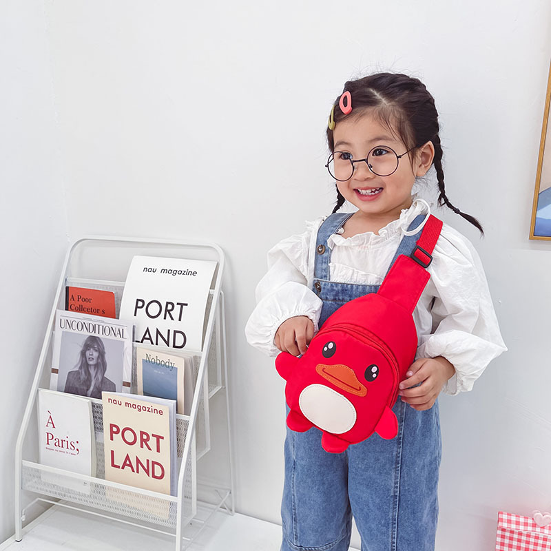 新款2021兒童包包批發卡通可愛小鴨子尼龍胸包男女童單肩斜挎包