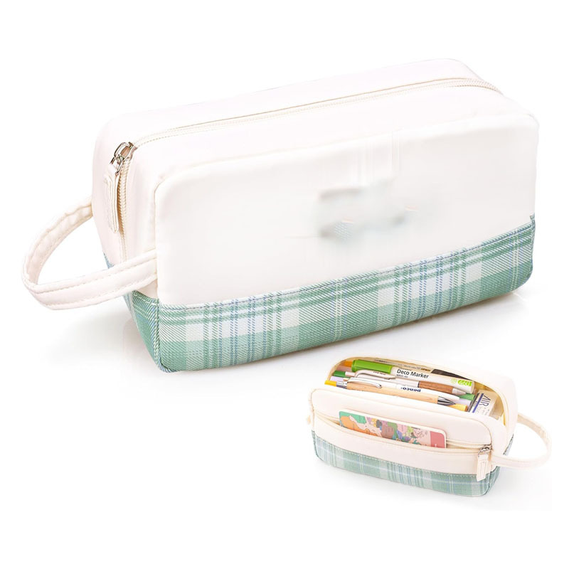 Capacious pencil case