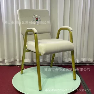 厂家直销教堂椅 堆叠教堂椅 金属跪拜礼堂椅 有扶手教堂椅