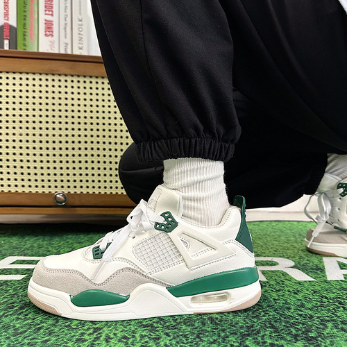  spring new white men's shoes trend new versatile breathable men's heightening running casual dad sports shoes