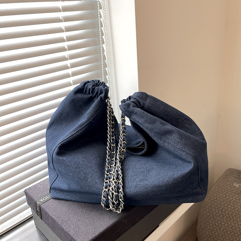 Capacious denim shoulder bag
