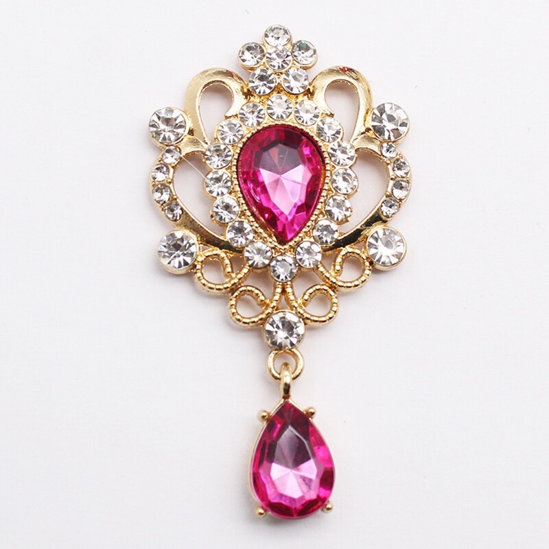 Vintage Color Crystal Water Drop Pendant Hollow Alloy Flower Plate Design Fashion Elegant Brooch Clothing Headwear Accessories Vintage Color Crystal Water Drop Pendant Hollow Alloy Flower Plate Design Fashion Elegant Brooch Clothing Headwear Accessories