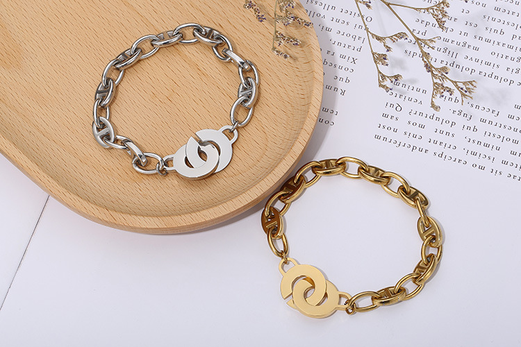 Fashion Letter Titanium Steel 18K Gold Plated No Inlaid Bracelets In Bulk display picture 3