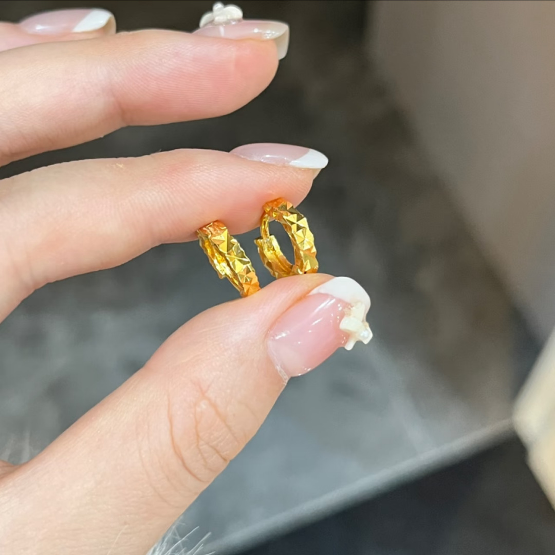 Gold Store Same Style Sand Gold Starry Sky Earrings for Women, Niche Minimalist Versatile Light Luxury Earrings, Gift Earrings for Girlfriend