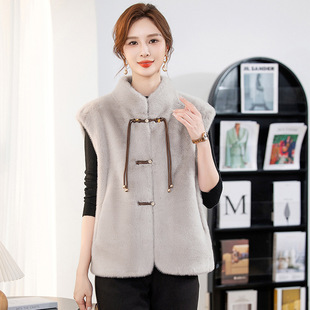 Middle-aged mother's women's coat fur mink velvet coat for middle-aged and elderly waistcoat autumn and winter short national style cardigan vest