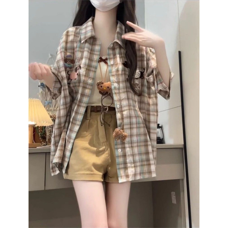 套装女夏季薄款减龄辣妹短袖格纹宽松衬衫吊带背心高腰短裤三件套|undefined