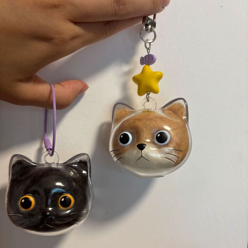 可爱小猫咪猫毛收纳挂件创意透明猫毛存放收纳盒宠物毛球球钥匙扣|undefined