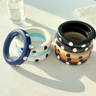 ���n�r�к��s�ٴ�r�ЈA�Θ�֬���CŮС���B���ﶬ��ɫ�ճ����