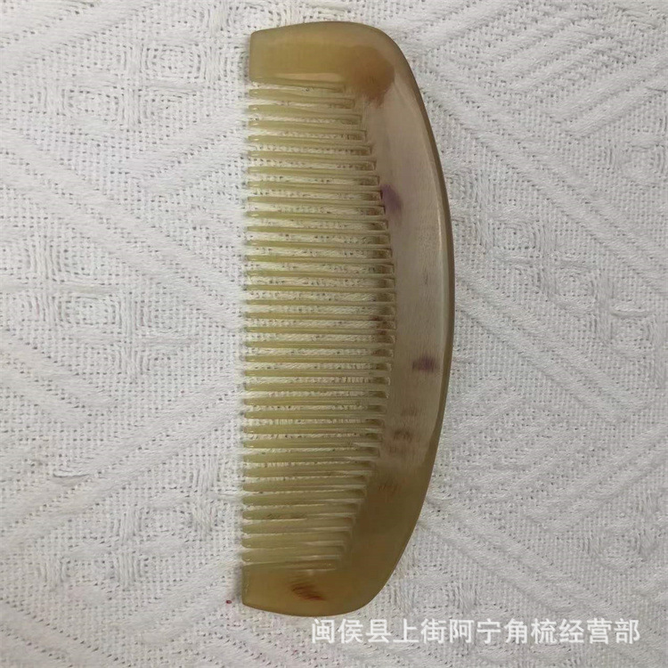 Natural Goat Horn Comb 13cm Wide Crescent Massage Comb for Scalp and Head Meridian Care quality and texture