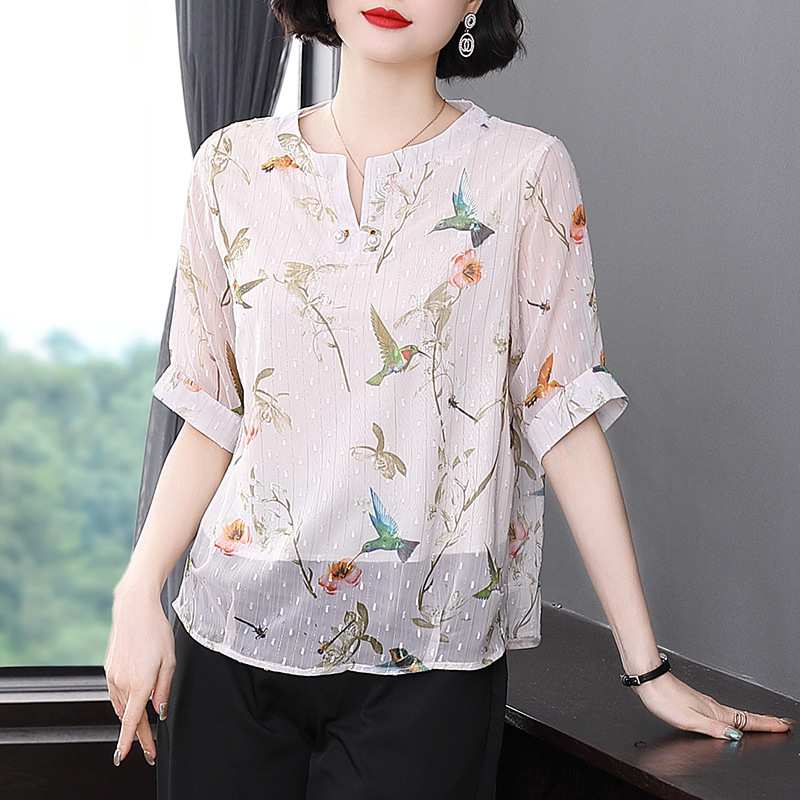 Chiffon Shirt Women's Western Style Age-reducing 2022 Summer New Arrival Large Size Fashionable Slim Look Small Shirt Middle-aged Mother's Short-sleeved Top Chiffon Shirt Women's Western Style Age-reducing 2022 Summer New Arrival Large Size Fashionable Slim Look Small Shirt Middle-aged Mother's Short-sleeved Top