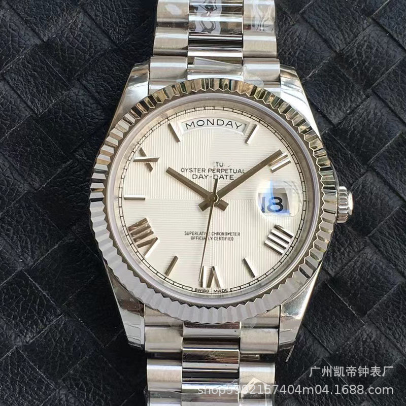 C fábrica N fábrica EW fábrica Lao Jia Domingo calendario doble registro serie reloj mecánico automático Lao venta directa al por mayor