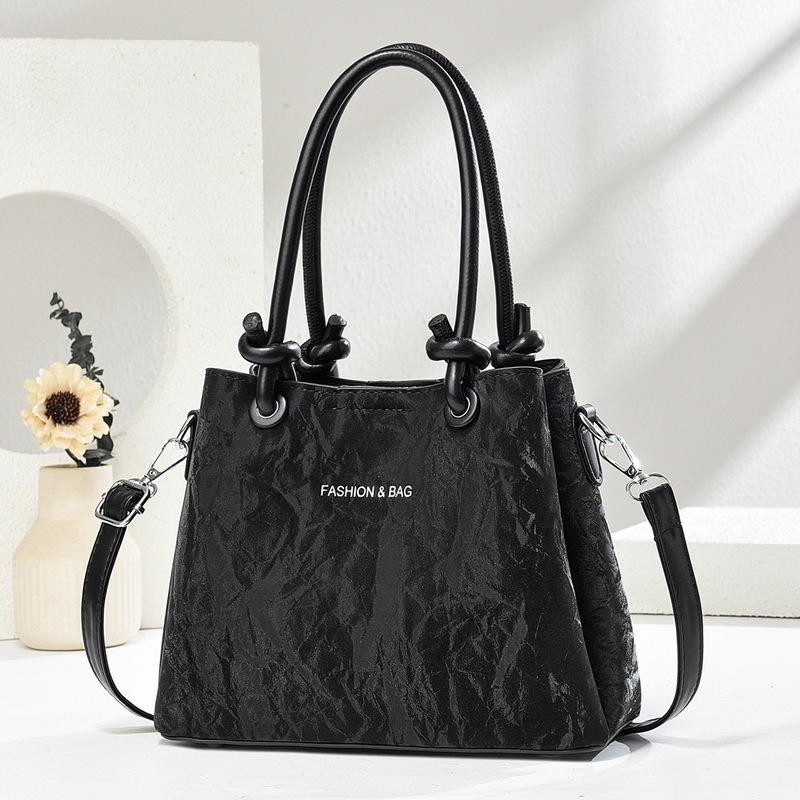 New Simple Solid Color Women's Shoulder Bag, Versatile and Fashionable Crossbody Bag with Water Ripple Pattern, Large Capacity Women's Bag New Simple Solid Color Women's Shoulder Bag, Versatile and Fashionable Crossbody Bag with Water Ripple Pattern, Large Capacity Women's Bag