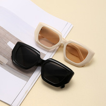 �����q��¿��з������ī�R������Ůͬ��̫����R��uv�r��̫��R