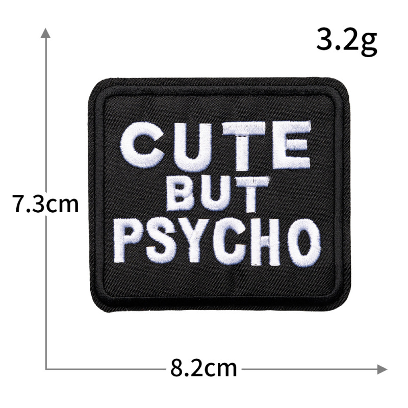 ファッションブランドの服のコートの刺繍の布は個性の英語のアルファベットの越境する新型のコンピュータの刺繍を貼ってゴムを貼って丁を詰めます。|undefined