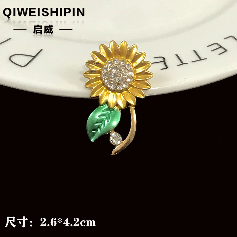 Qiwai の新しいガラスダイヤモンド象嵌ひまわりアクセサリーバッグ衣類車の装飾合金アクセサリー|undefined