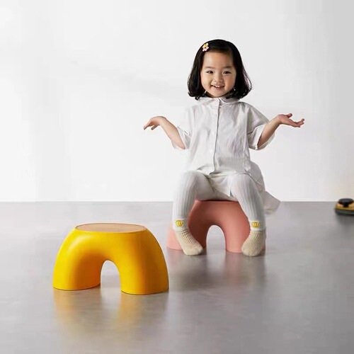 (Delivery) Children's non-slip thickened rainbow stool plastic small bench household small stool baby shoe changing stool