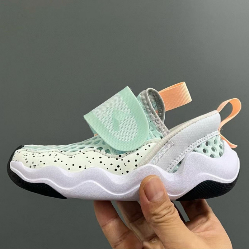 Q2918 Joe D Little Shark Large Mesh Children's Velcro Sports Shoes